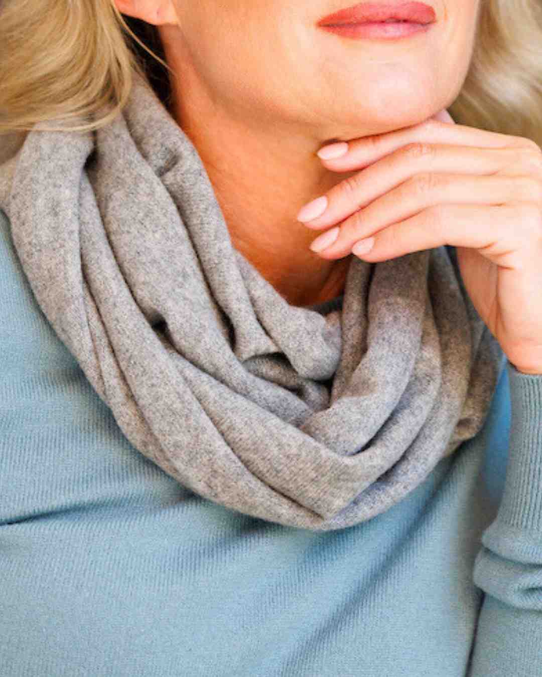 grey scarf with cashmere pullover