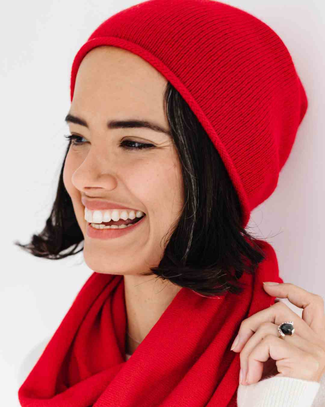 Pure Cashmere Red hat and scarf