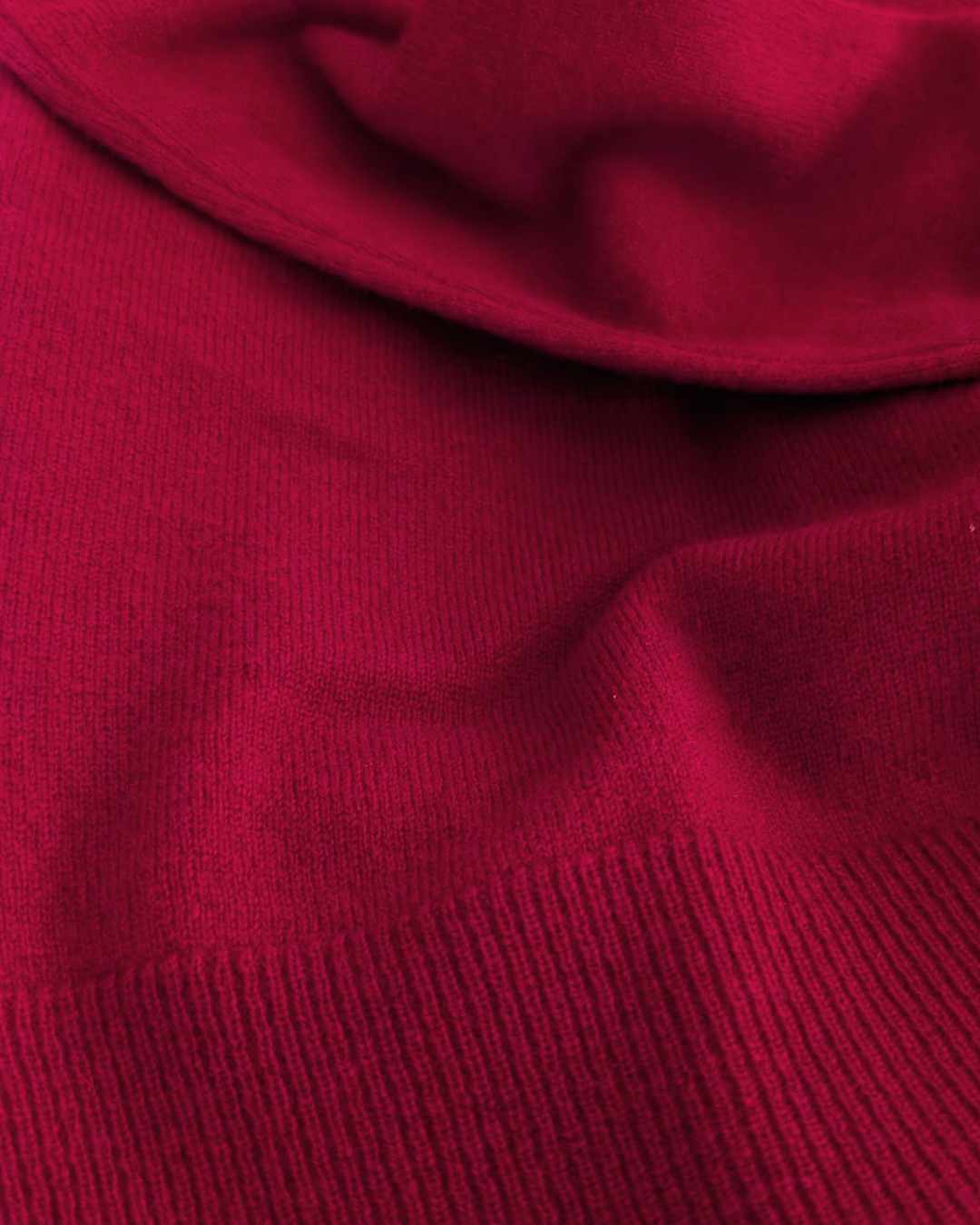 Cashmere Triangle Neck Scarf – 100% Pure Cashmere Scarf for Women | Wearwith Ireland - Wear With Cashmere