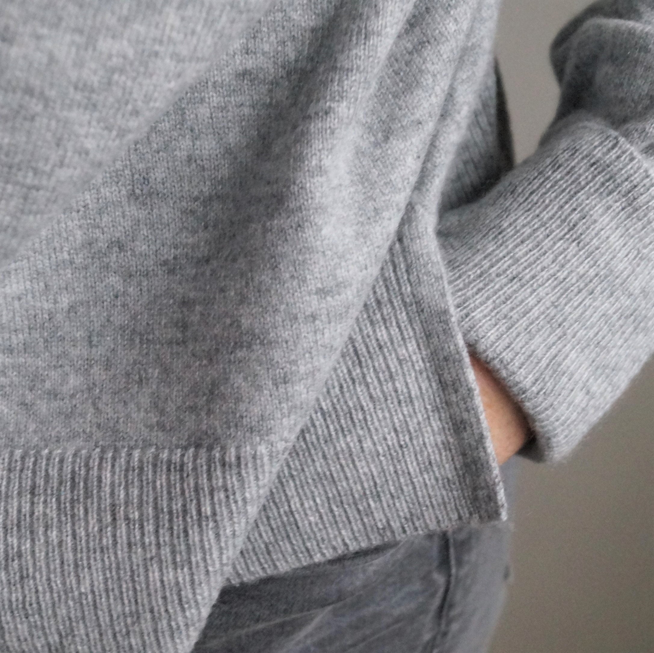 Grey Cashmere Pullover